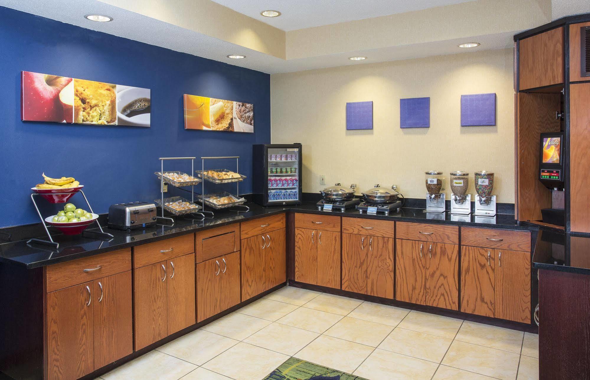 Fairfield Inn Middletown Monroe Extérieur photo